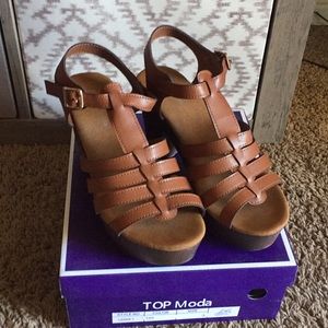 Brown wedges